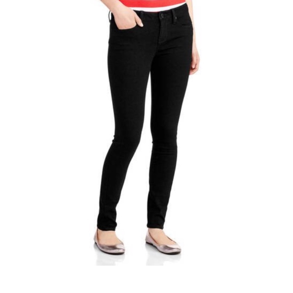 Lot of 2 No Boundaries jeans -size 9 - NWT